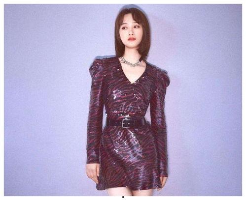 蓝盈莹被圈内人爆料,真相背后引热议 第1张 蓝盈莹被圈内人爆料,真相背后引热议 第1张